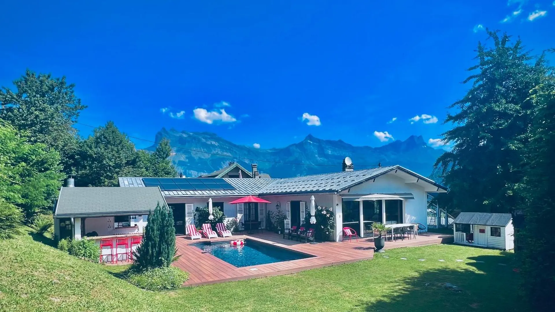 Chalet Soleil Blanc Au Pied Des Pistes 생제르베레뱅 0*,  프랑스